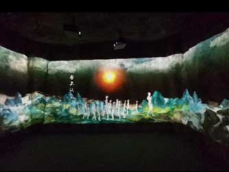 沉浸式三折幕墻面投影-好奇數(shù)字科技